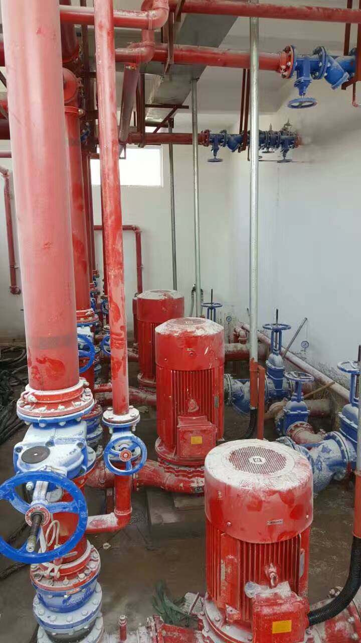 沟槽管件产品应用于消防泵房安装实景图